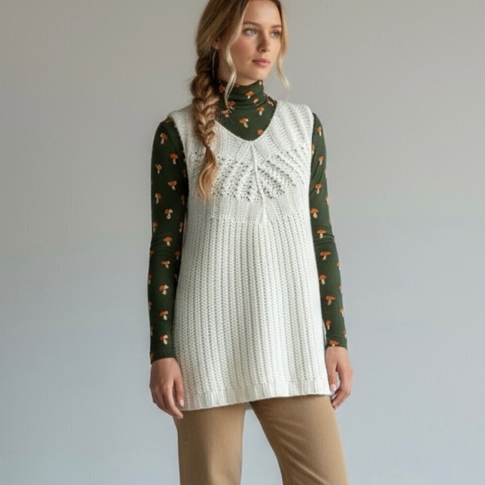 Vintage Graham and Spencer 100% Cashmere Sweater Vest SZ M Ivory Cottage Twee